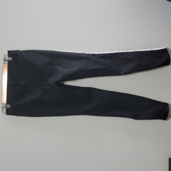 New York & Company Jeans Womens Size 6 Black White Side Stripe Fabric Comfy - Picture 8 of 14